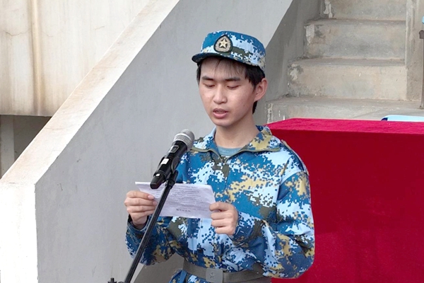 鹤问湖校区新生代表发言_副本