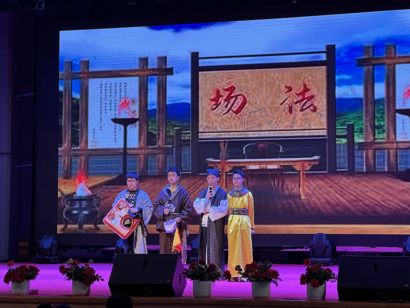 6.初二10班.jpg
