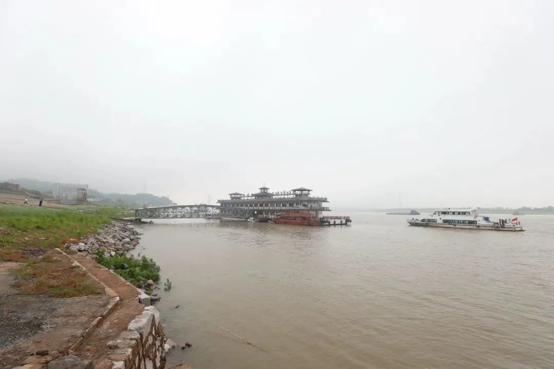 鄱阳湖水位止跌回涨，突破9米