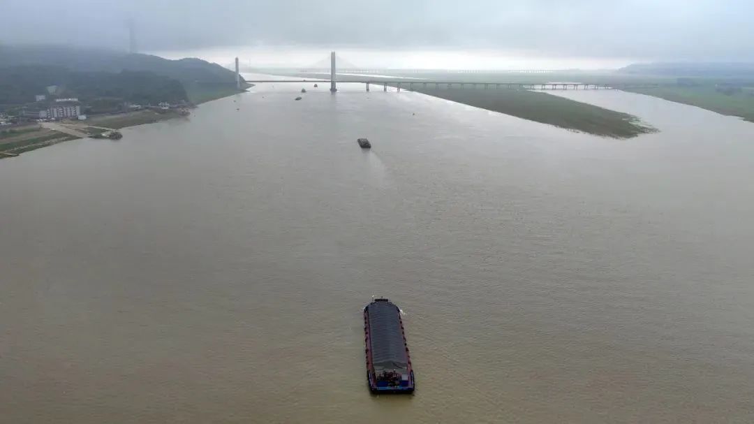 鄱阳湖水位止跌回涨，突破9米