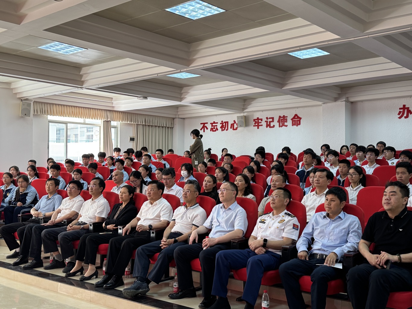 3.科普讲座2.JPG