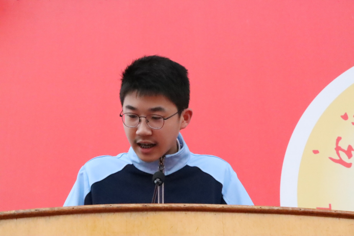 九江一中八里湖校区举行2026年“五四”表彰大会714.png